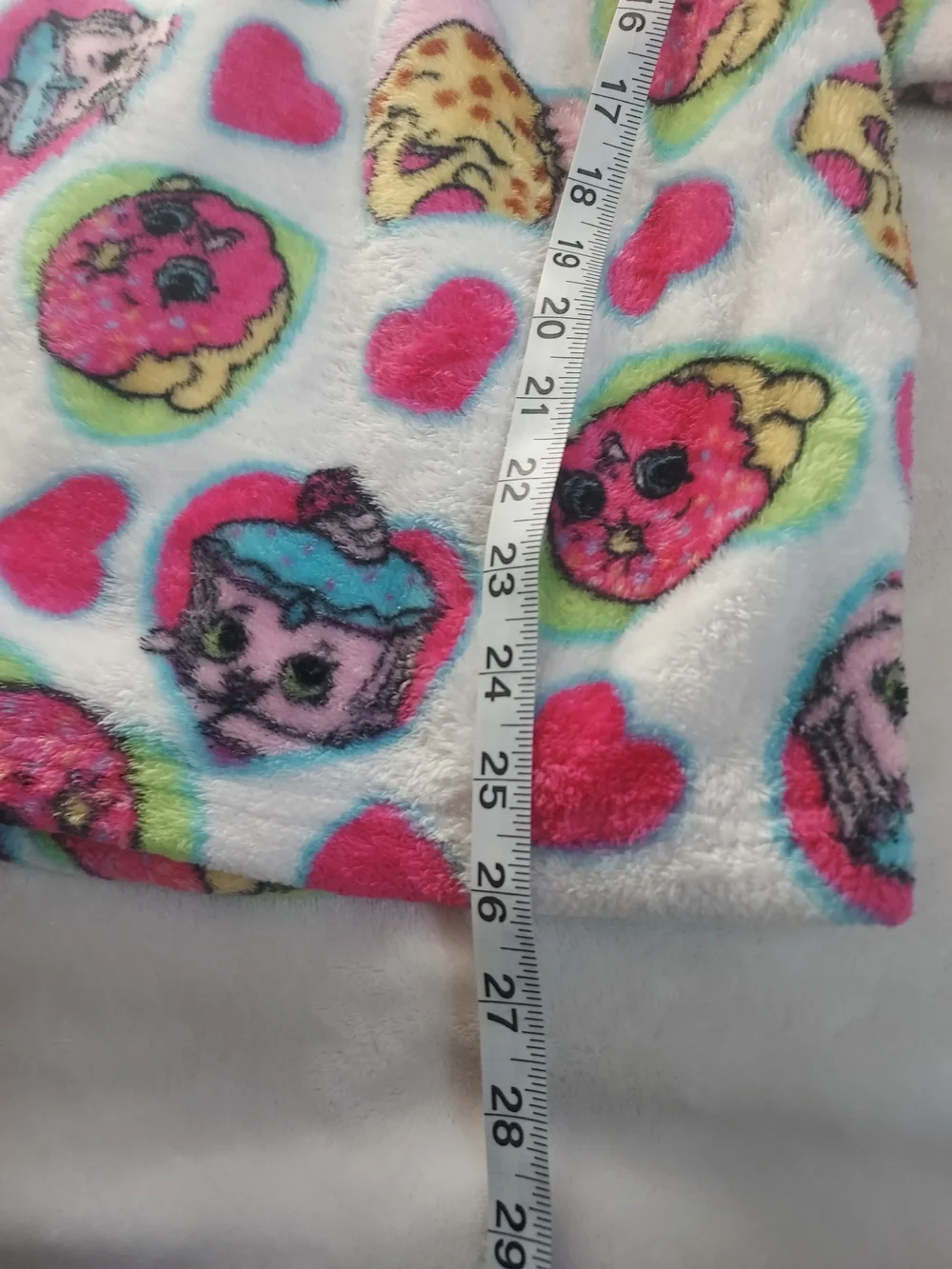 Shopkins plush robe